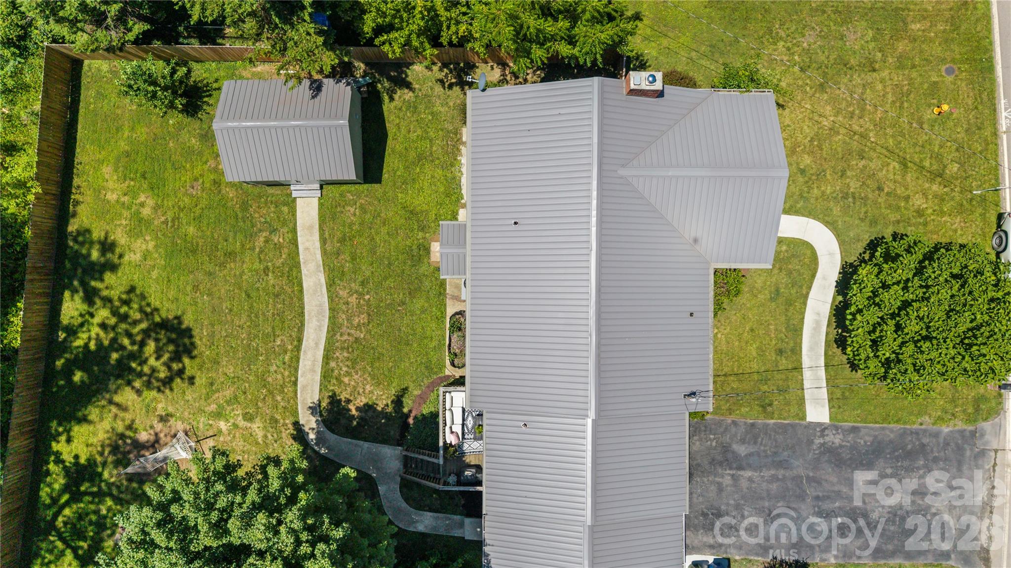 Single Family Residence at 159 New Haw Creek Road, Asheville, photo 3 of 35