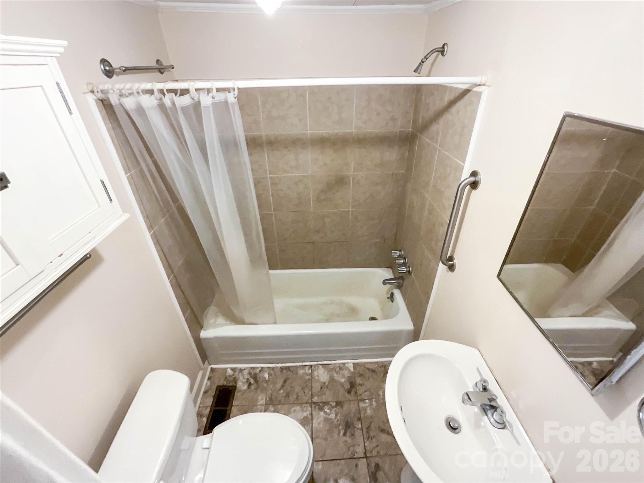 Single Family Residence at 4210 Price Short Cut Road, Monroe, photo 6 of 21