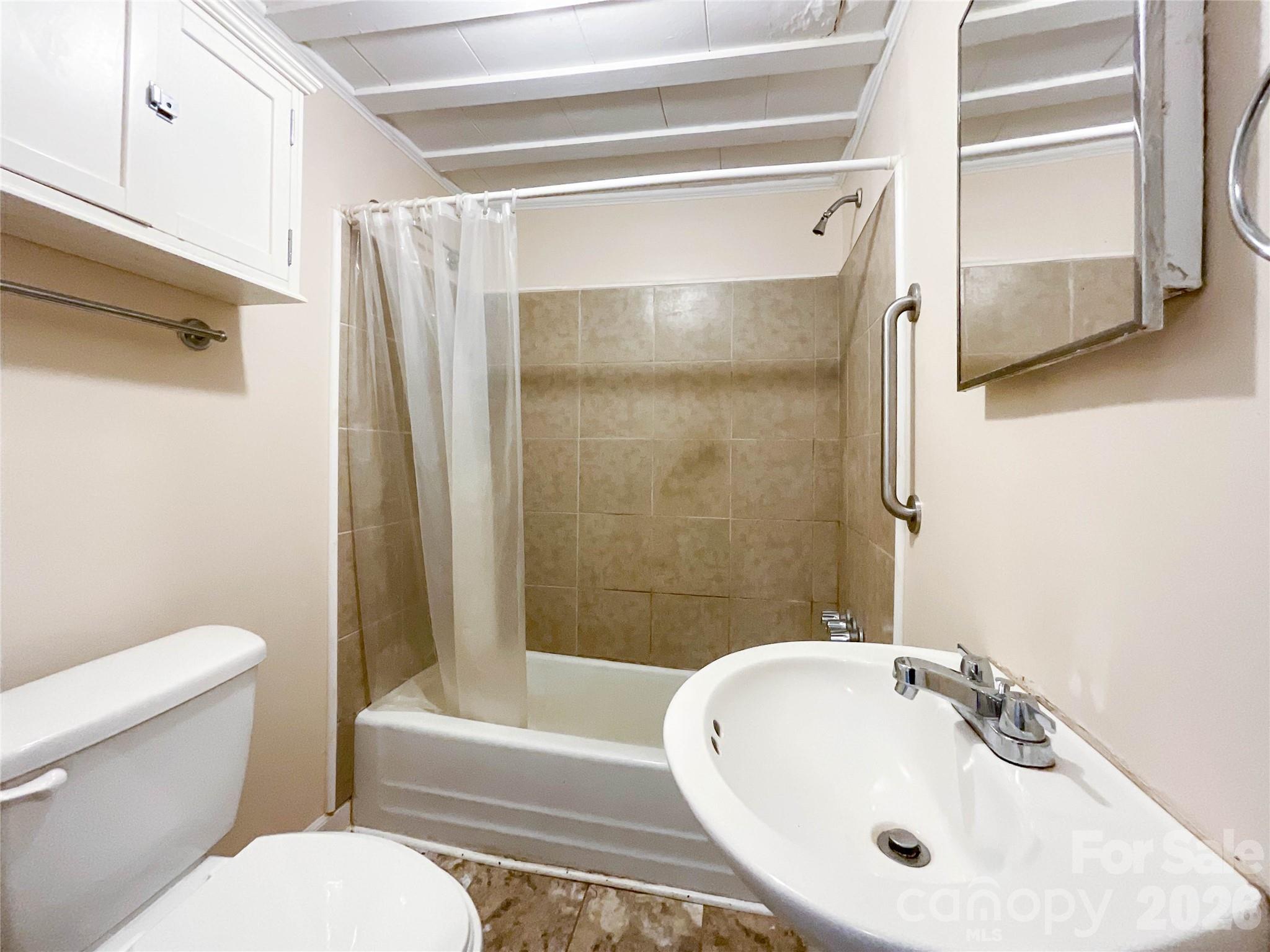 Single Family Residence at 4210 Price Short Cut Road, Monroe, photo 7 of 21