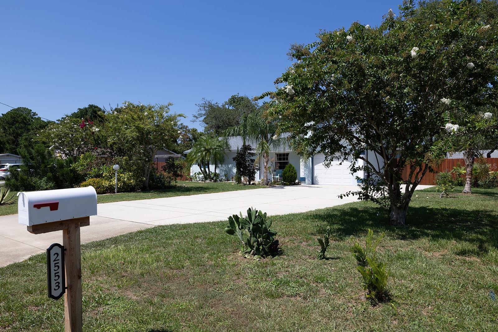 Oversized Driveway - 2553 NORDMAN AVE, NEW SMYRNA BEACH