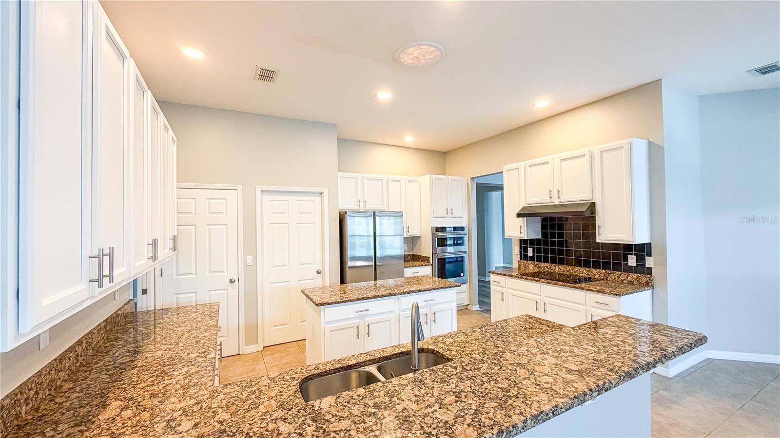 Single Family Residence at 123 GOLF COURSE PKWY, DAVENPORT, photo 8 of 31