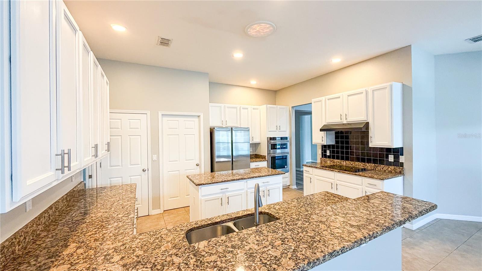 Single Family Residence at 123 GOLF COURSE PKWY, DAVENPORT, photo 13 of 31