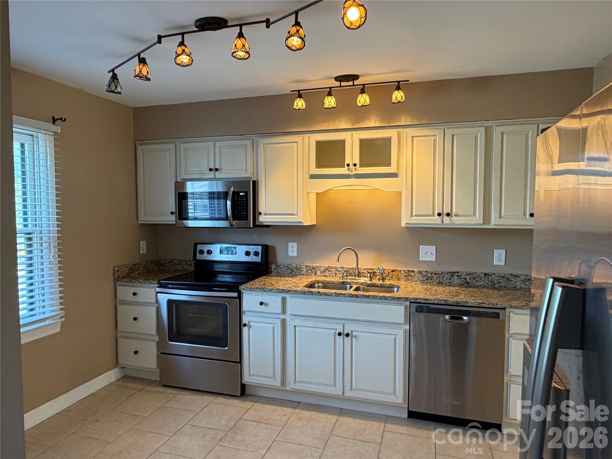Townhouse at 2705 N Center Street, Hickory, photo 4 of 36