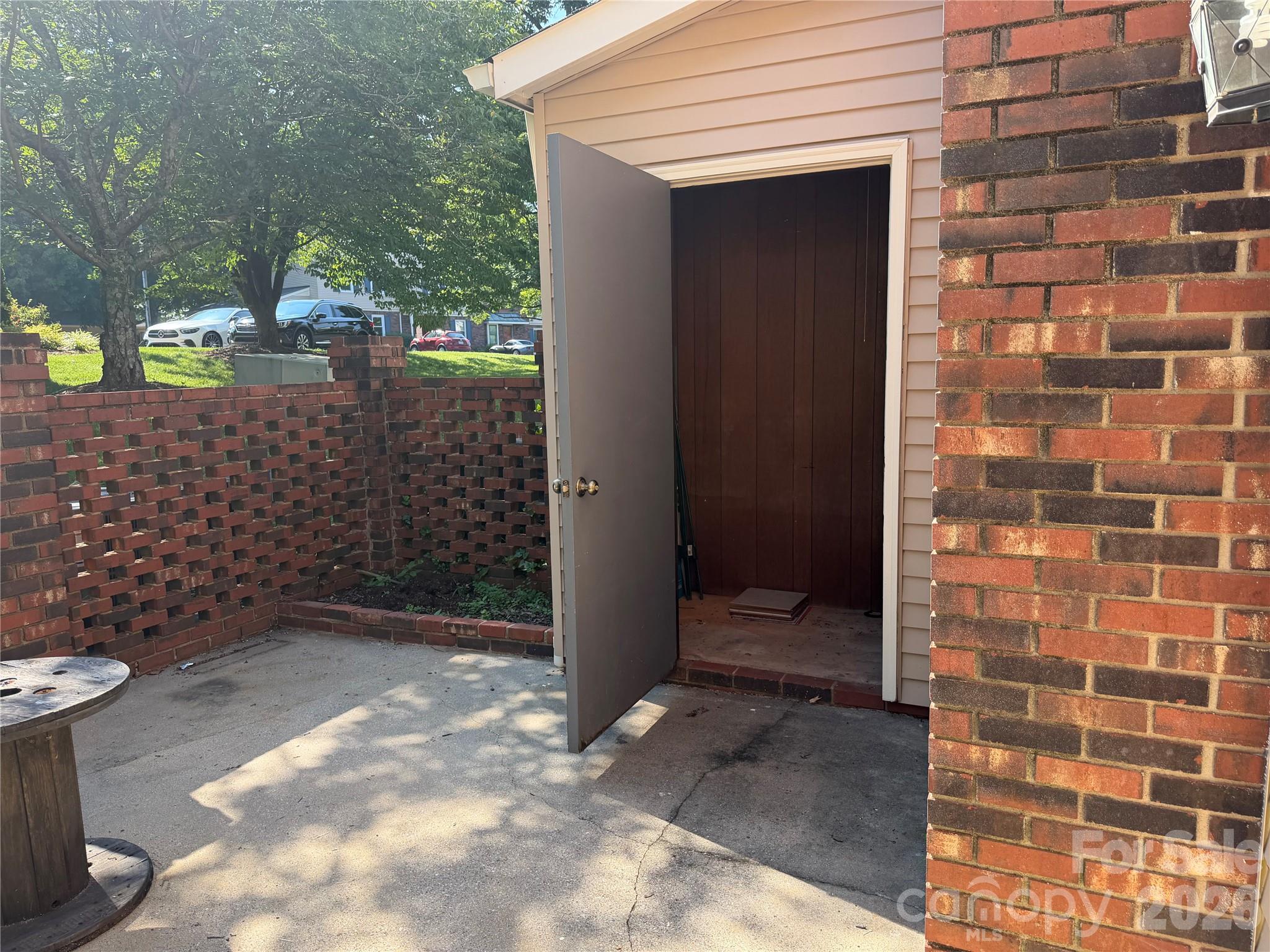Shed - 2705 N Center Street, Hickory