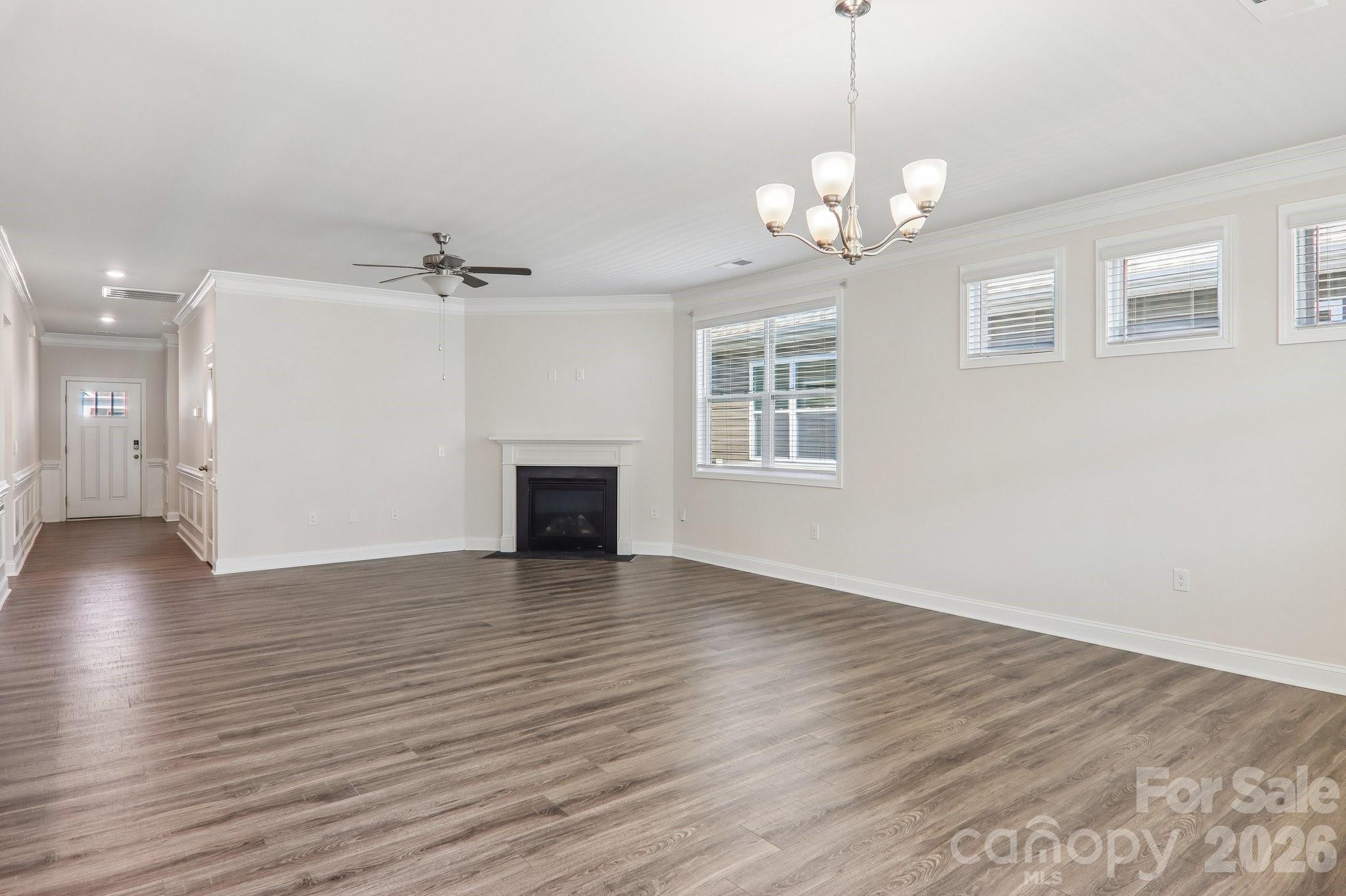 Single Family Residence at 505 Fox Cove Road, Hendersonville, photo 17 of 48
