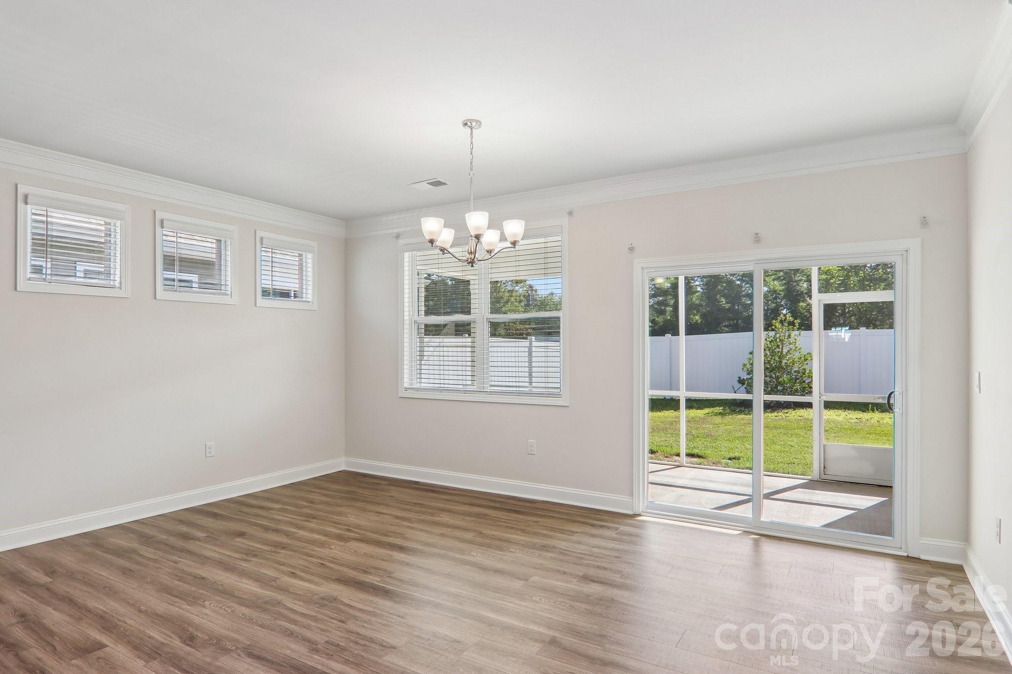 Single Family Residence at 505 Fox Cove Road, Hendersonville, photo 20 of 48