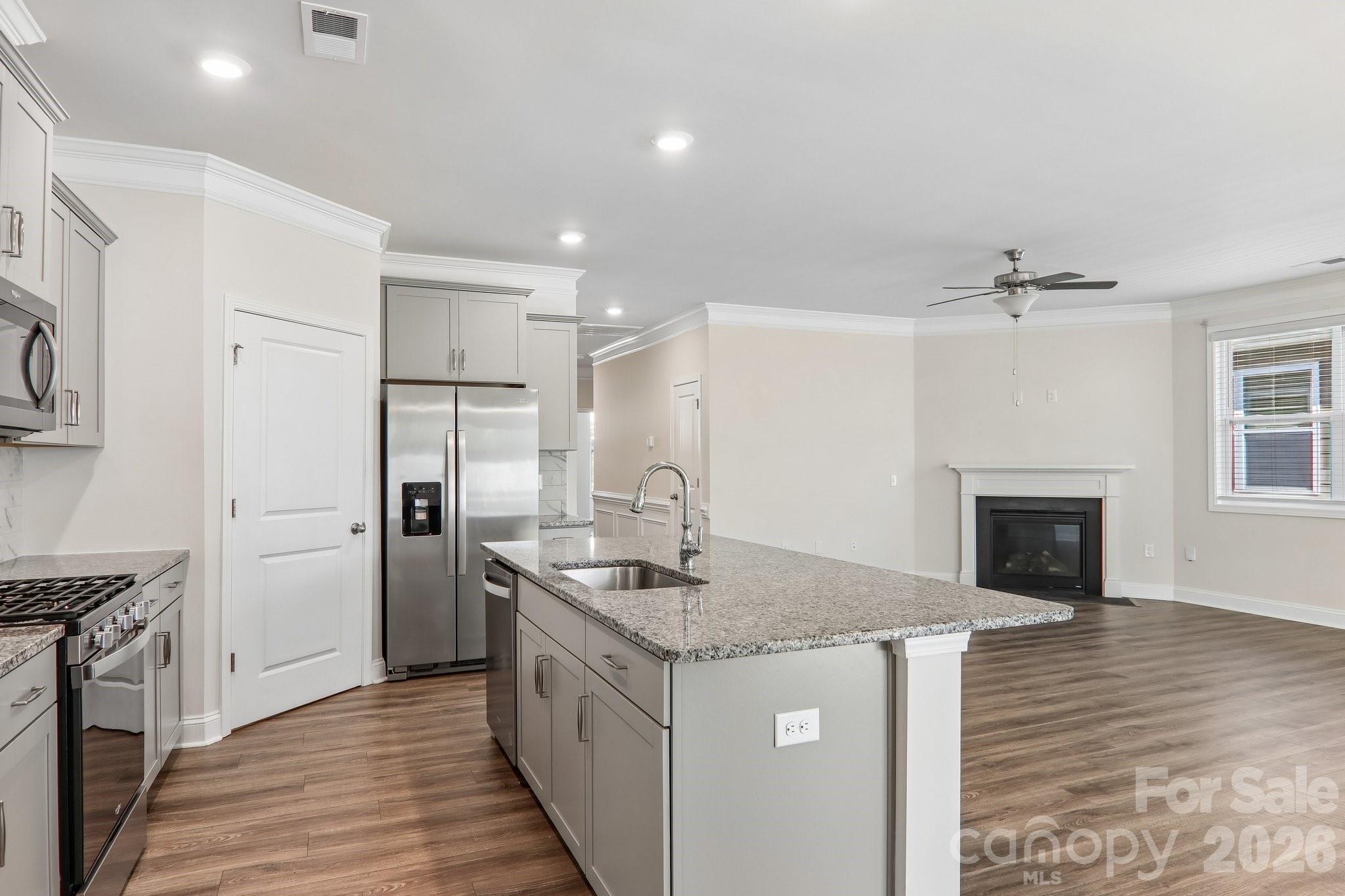 Single Family Residence at 505 Fox Cove Road, Hendersonville, photo 27 of 48