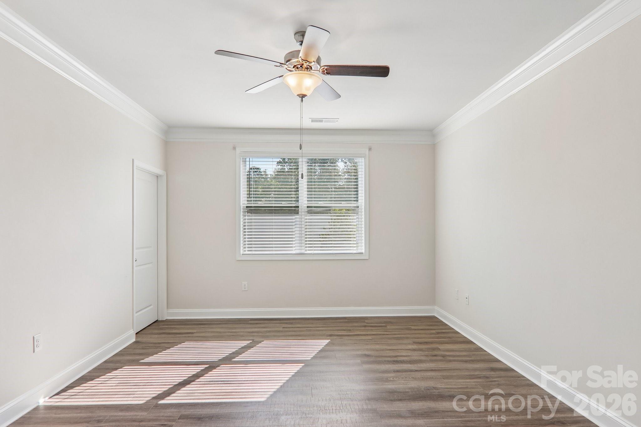 Single Family Residence at 505 Fox Cove Road, Hendersonville, photo 37 of 48