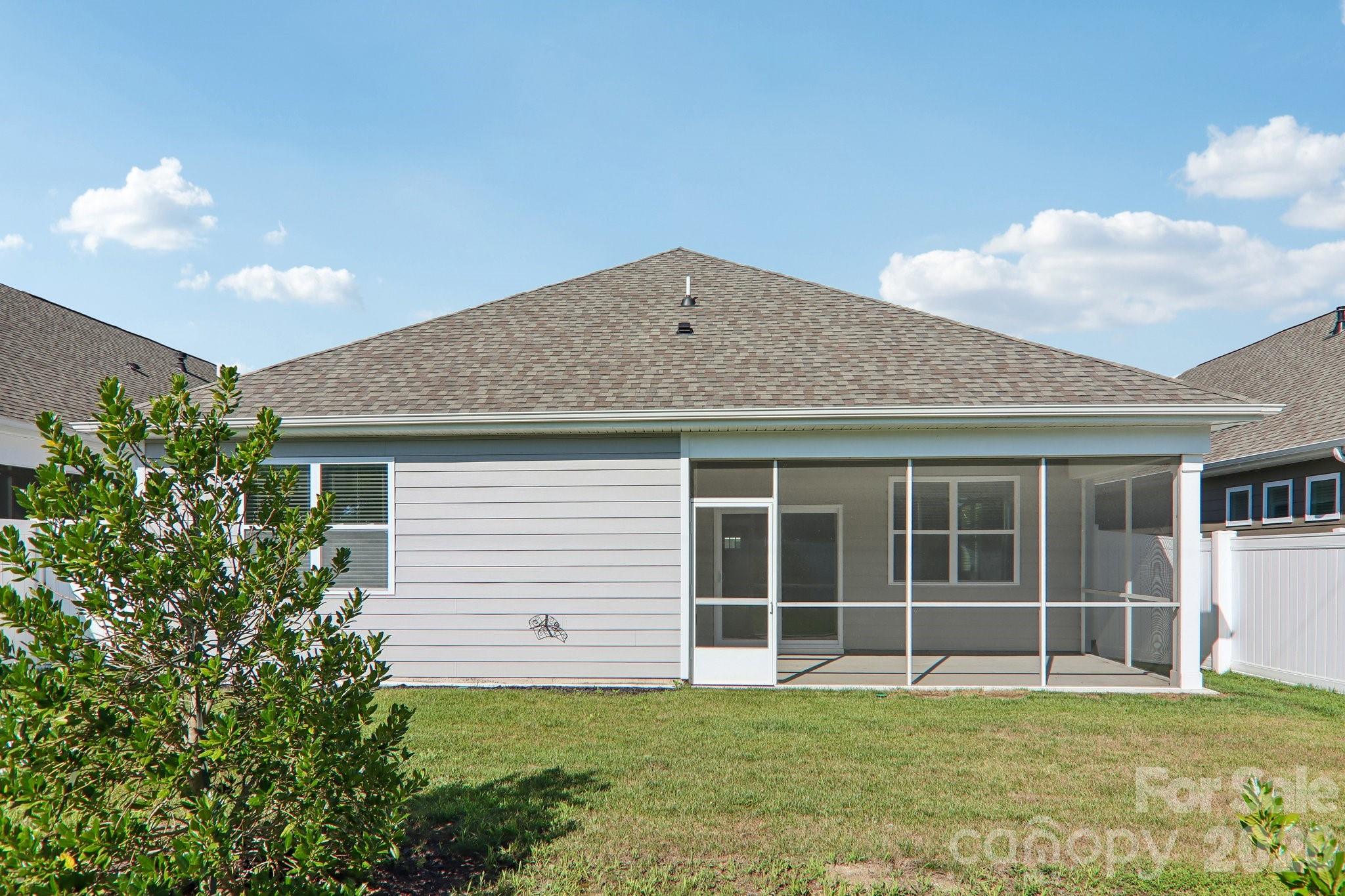 Single Family Residence at 505 Fox Cove Road, Hendersonville, photo 47 of 48
