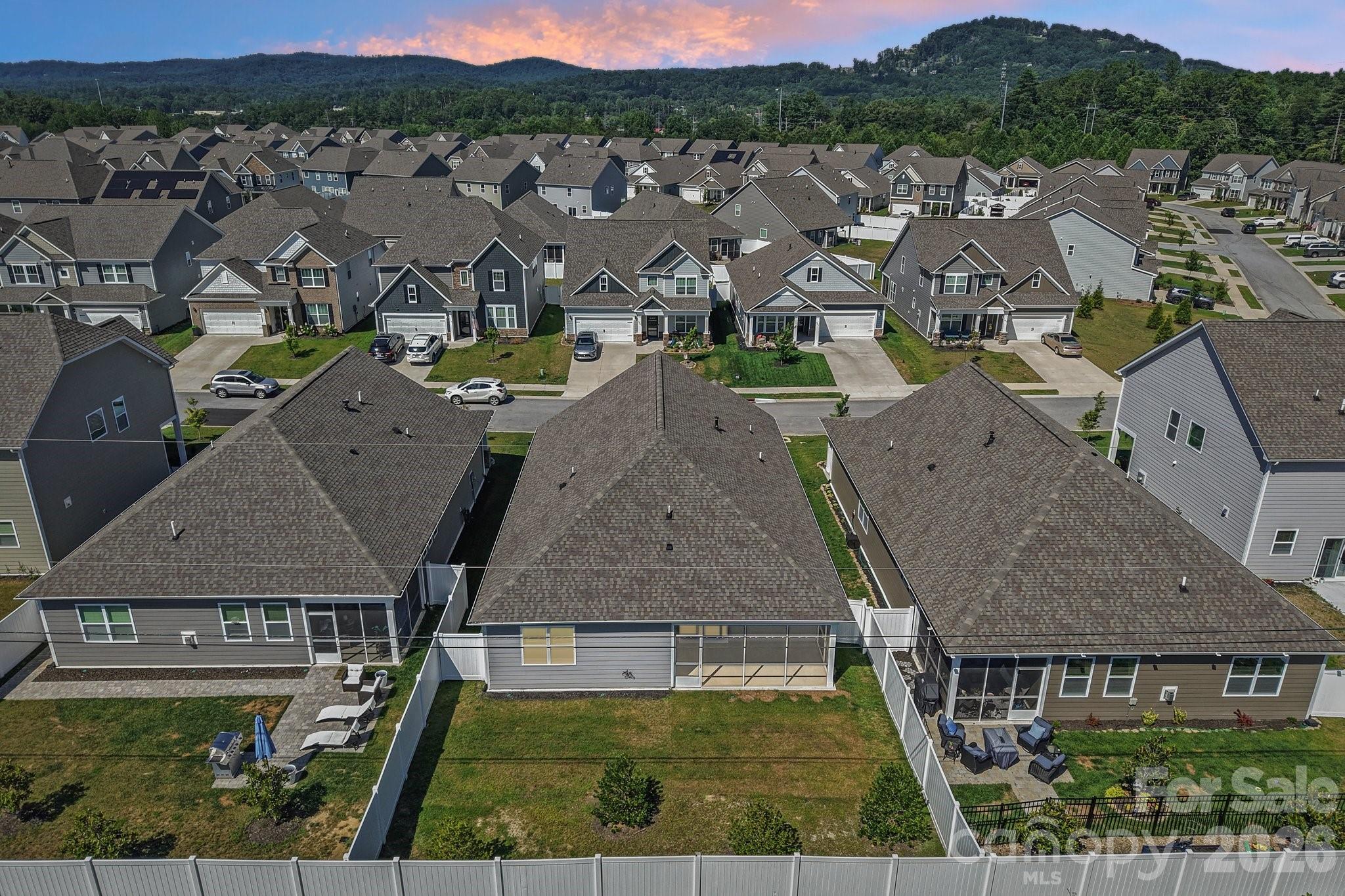 Single Family Residence at 505 Fox Cove Road, Hendersonville, photo 48 of 48