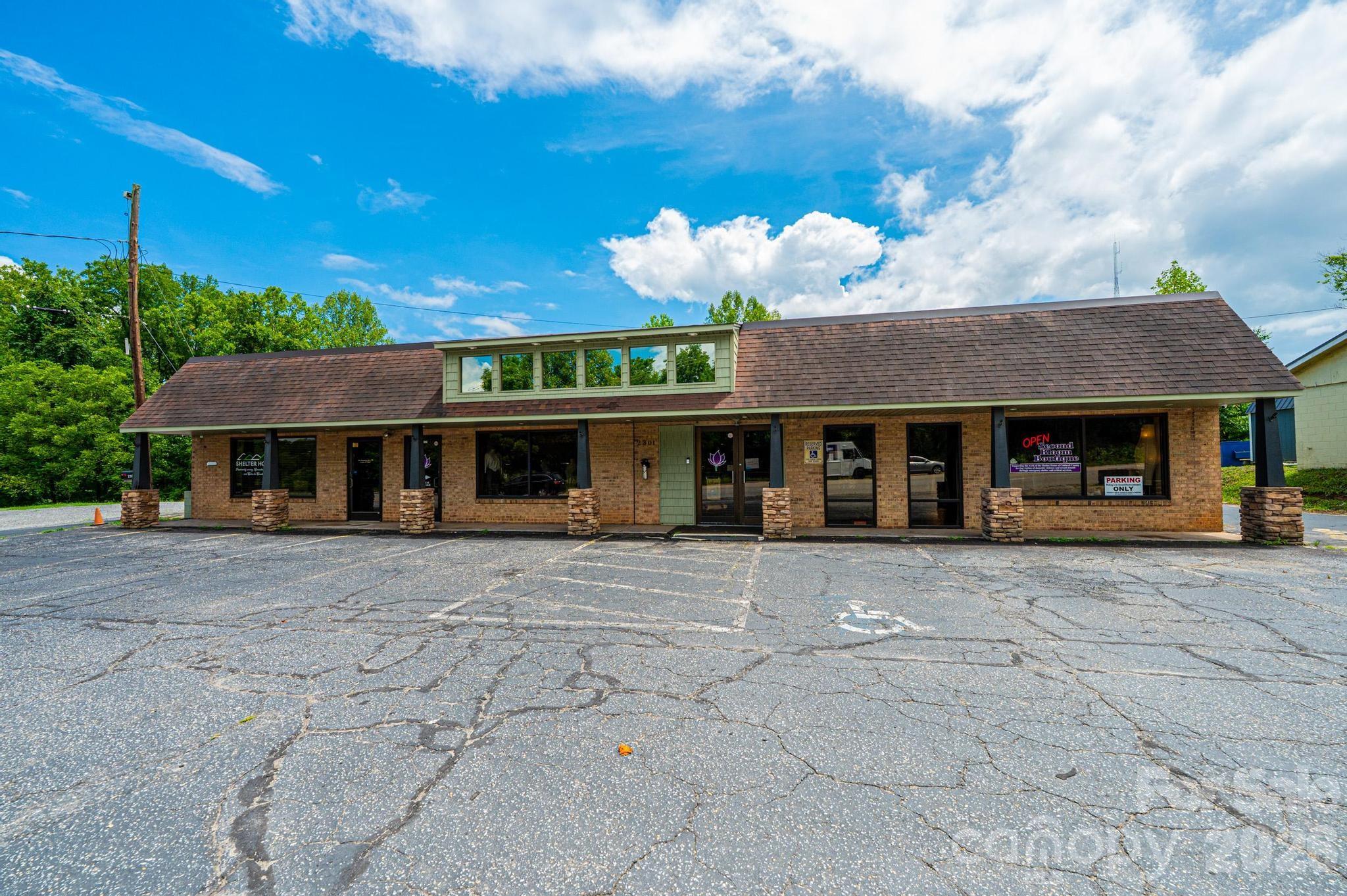 2301 Morganton Boulevard SW
