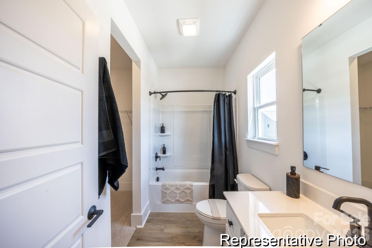 Single Family Residence at 1869 Climbing Rose Court, Rock Hill, photo 17 of 27