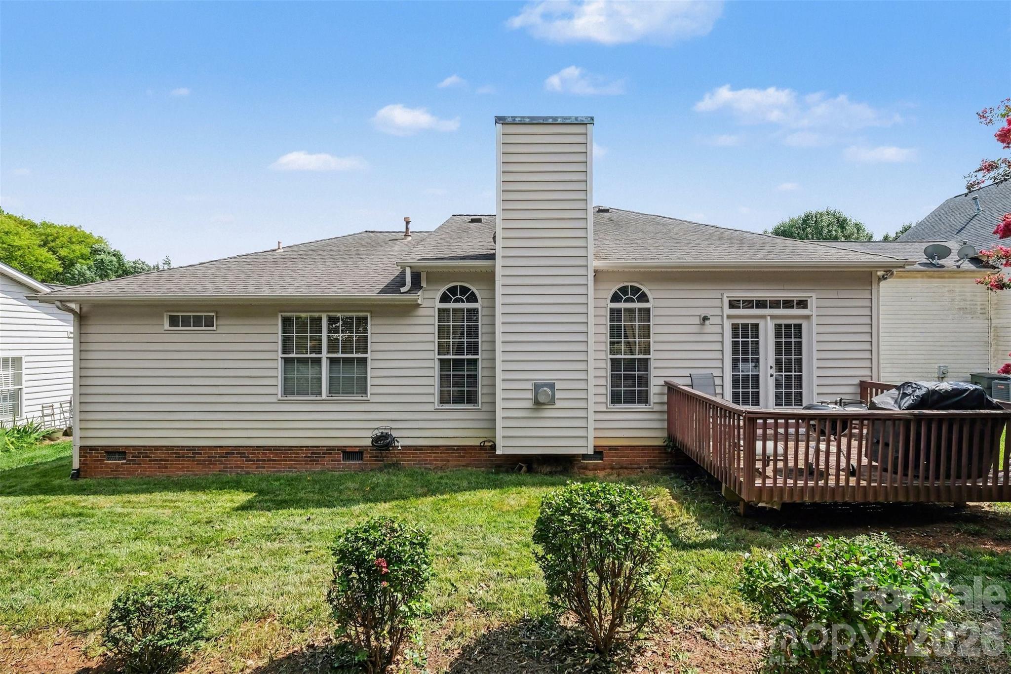Single Family Residence at 4017 Guilford Court NW, Concord, photo 6 of 13