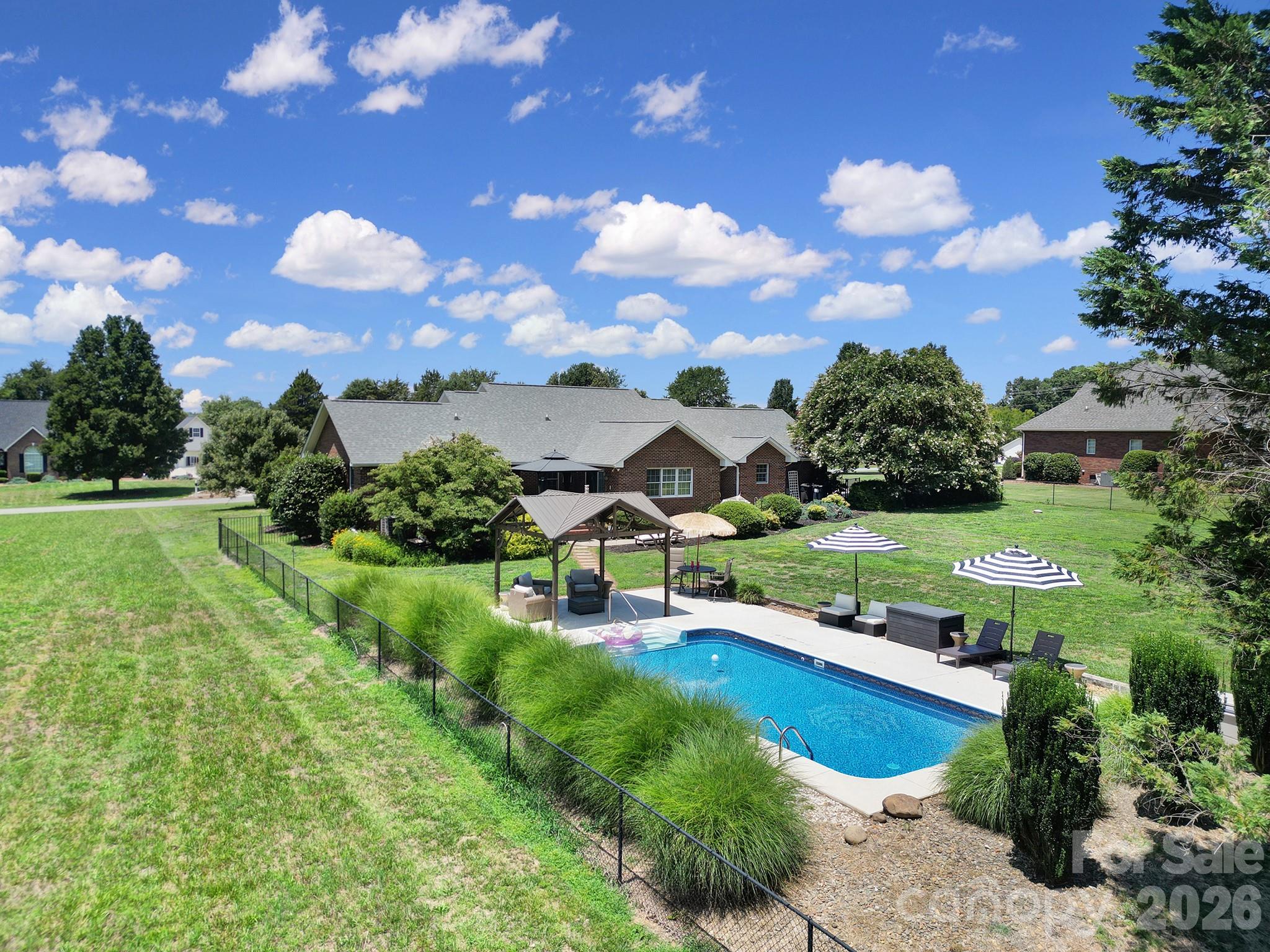Single Family Residence at 129 Verna Drive, Statesville, photo 3 of 43