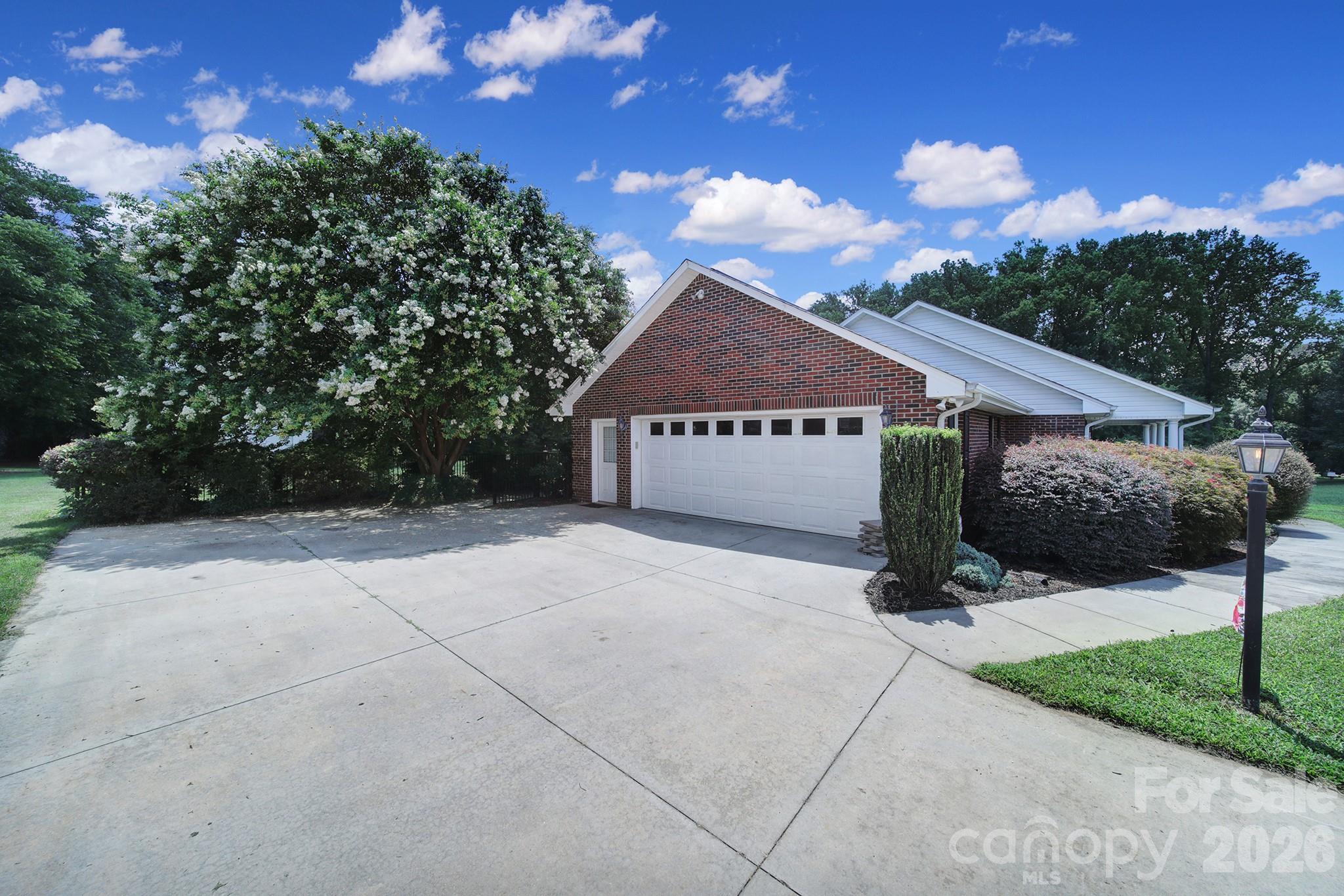 Single Family Residence at 129 Verna Drive, Statesville, photo 42 of 43