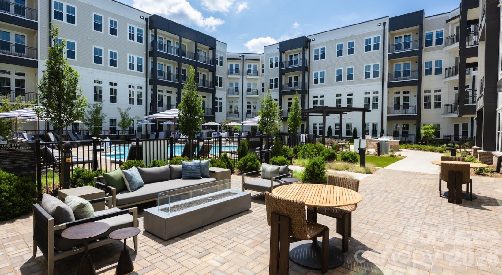 Apartment at 9035 Lindholm Drive, Huntersville, photo 21 of 37