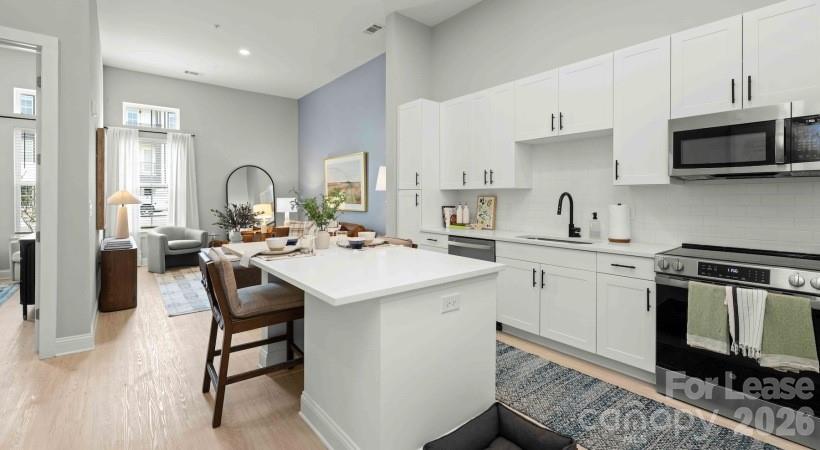Apartment at 9035 Lindholm Drive, Huntersville, photo 25 of 37