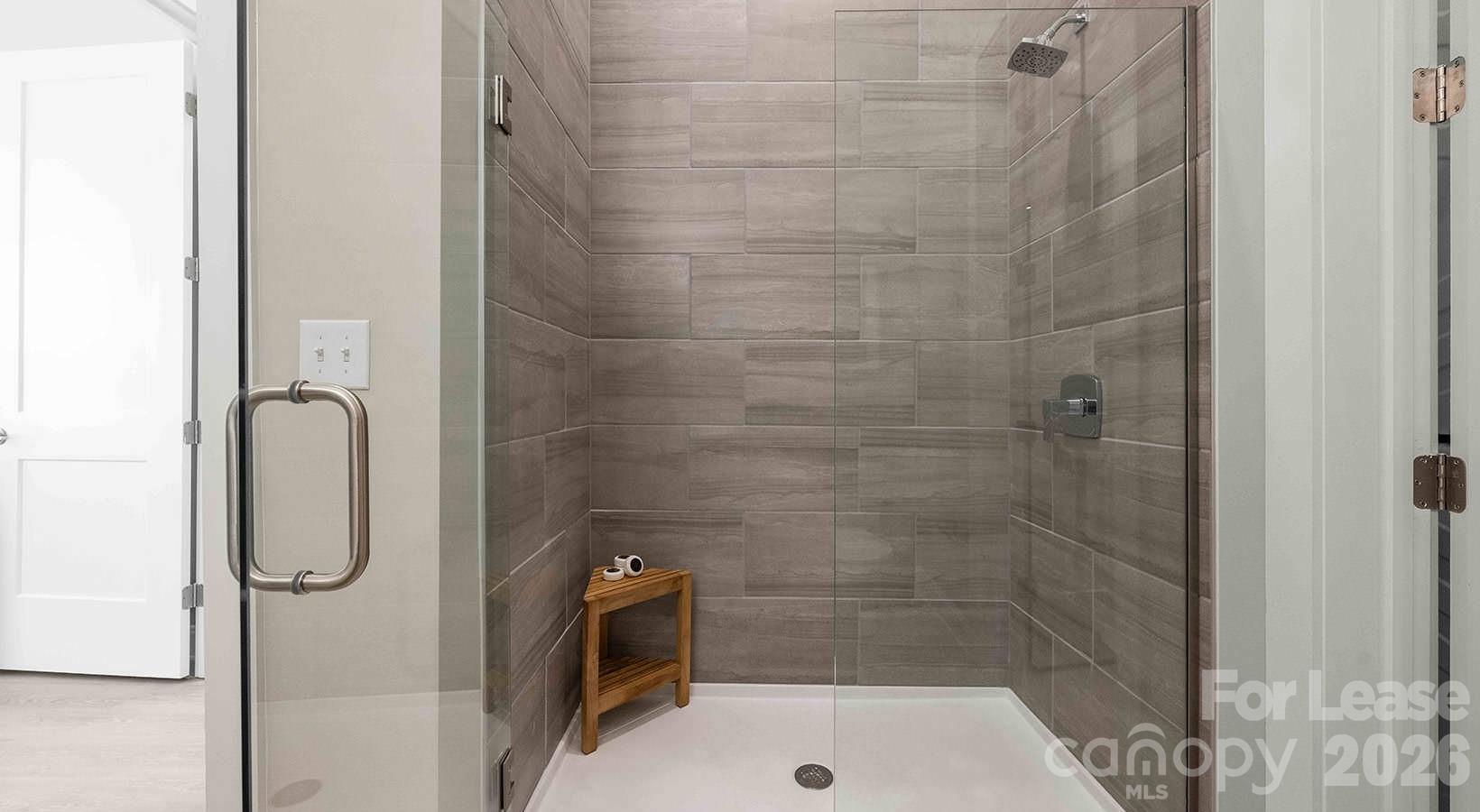 Apartment at 9035 Lindholm Drive, Huntersville, photo 37 of 37