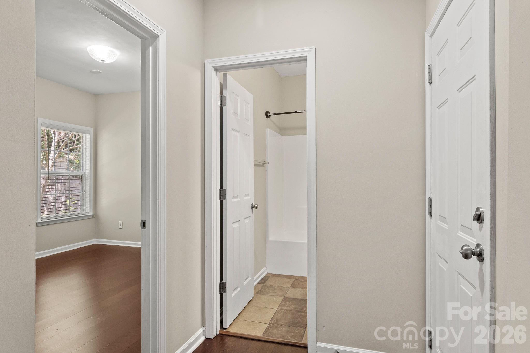 Single Family Residence at 9055 Pembroke Court, Fort Mill, photo 19 of 45
