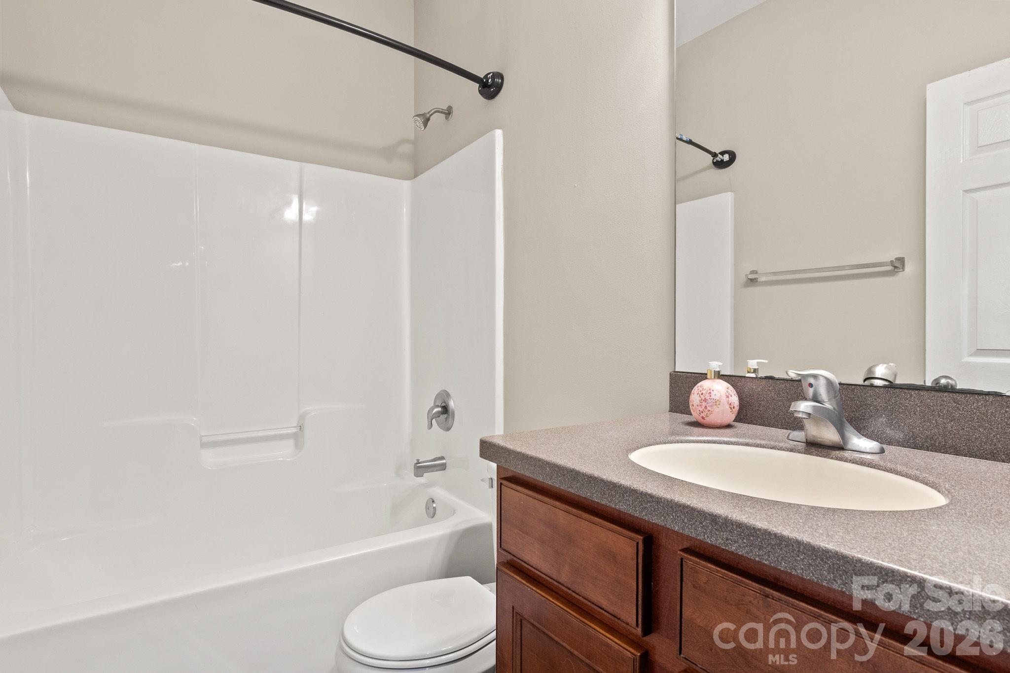Single Family Residence at 9055 Pembroke Court, Fort Mill, photo 22 of 45