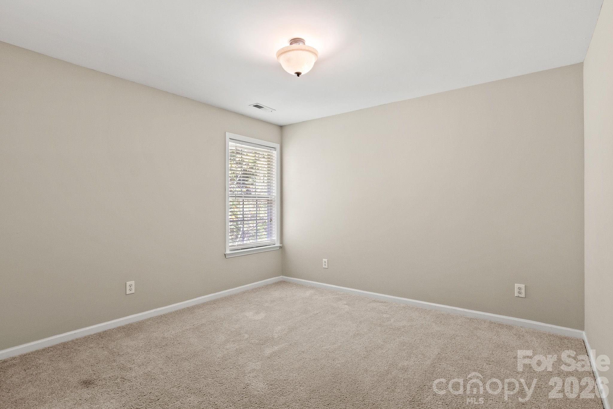Single Family Residence at 9055 Pembroke Court, Fort Mill, photo 33 of 45