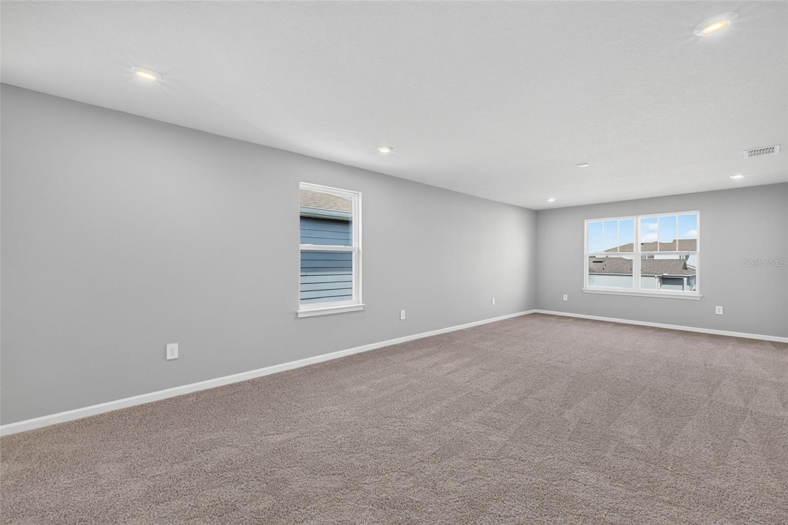 Loft - 9240 DERBYSHIRE DR, PARRISH