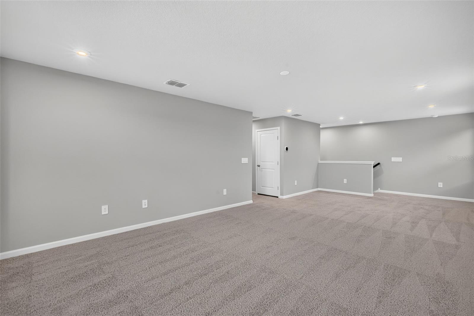 Loft - 9240 DERBYSHIRE DR, PARRISH