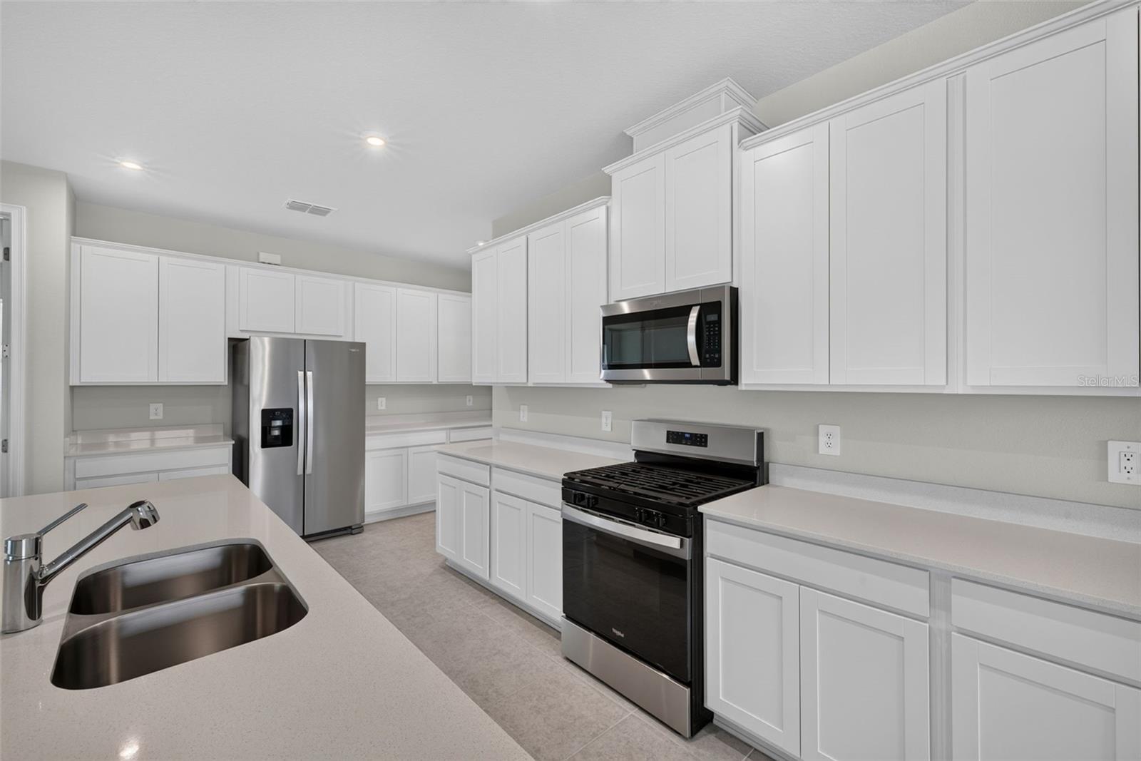 Single Family Residence at 9026 SUNDANCE TER, PARRISH, photo 6 of 51