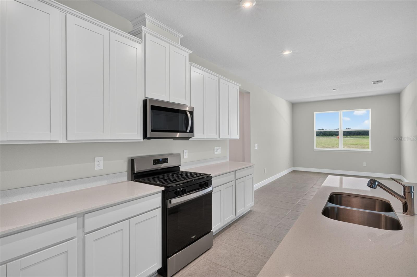 Single Family Residence at 9026 SUNDANCE TER, PARRISH, photo 8 of 51