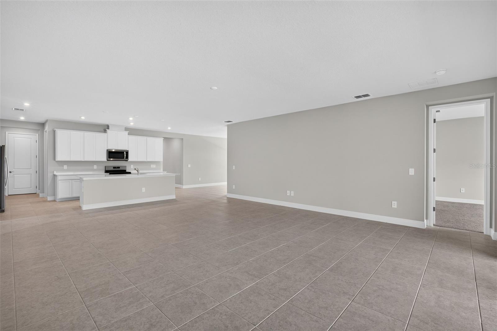 Single Family Residence at 9026 SUNDANCE TER, PARRISH, photo 13 of 51