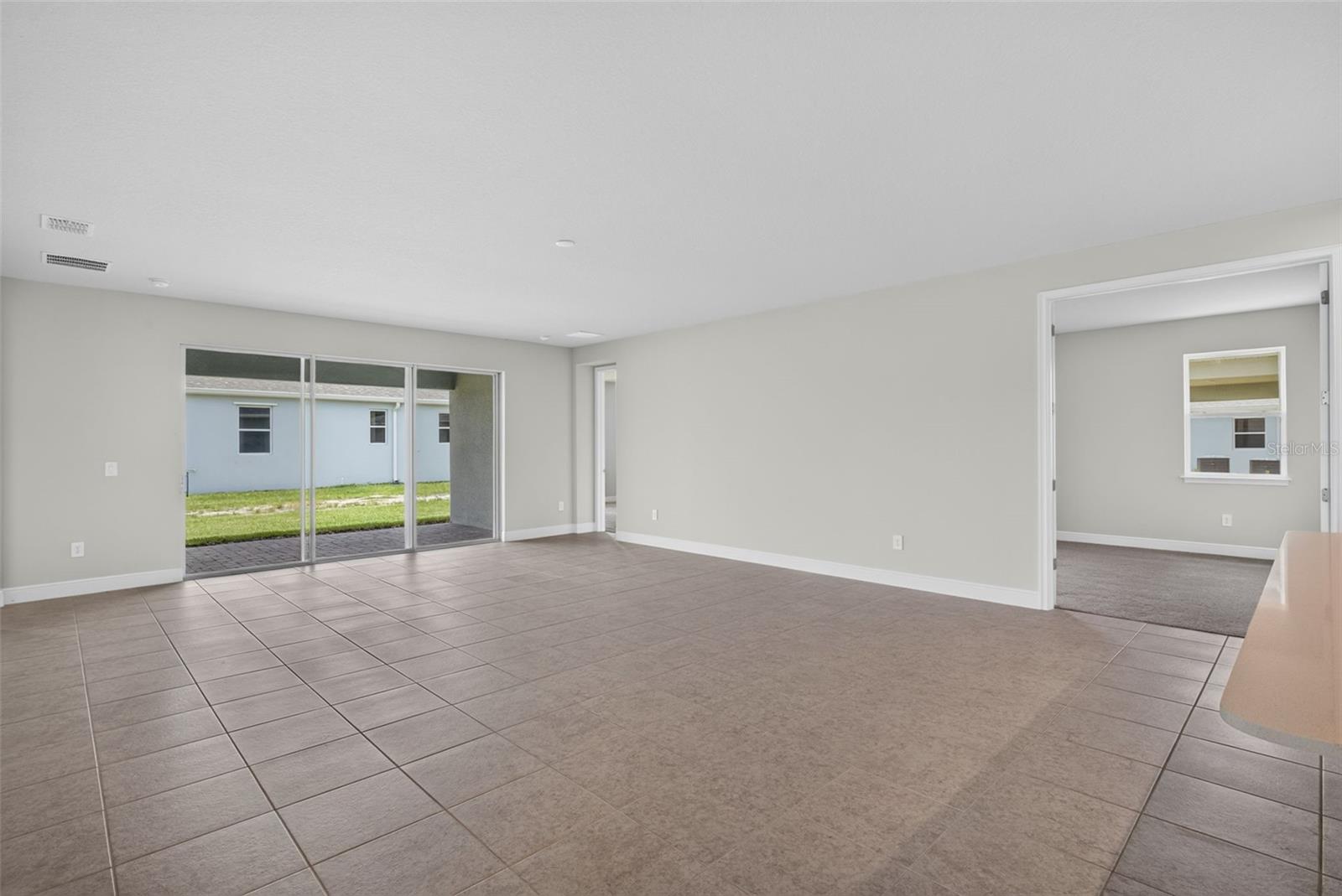 Single Family Residence at 9026 SUNDANCE TER, PARRISH, photo 14 of 51