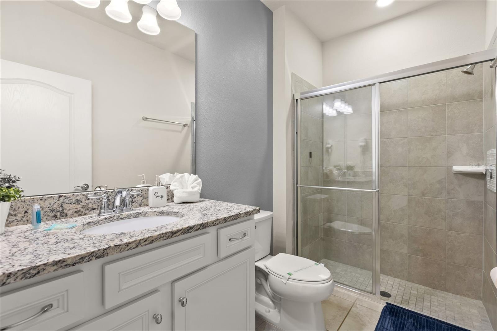 bathroom 3 - 7127 OAKMOSS LOOP, DAVENPORT