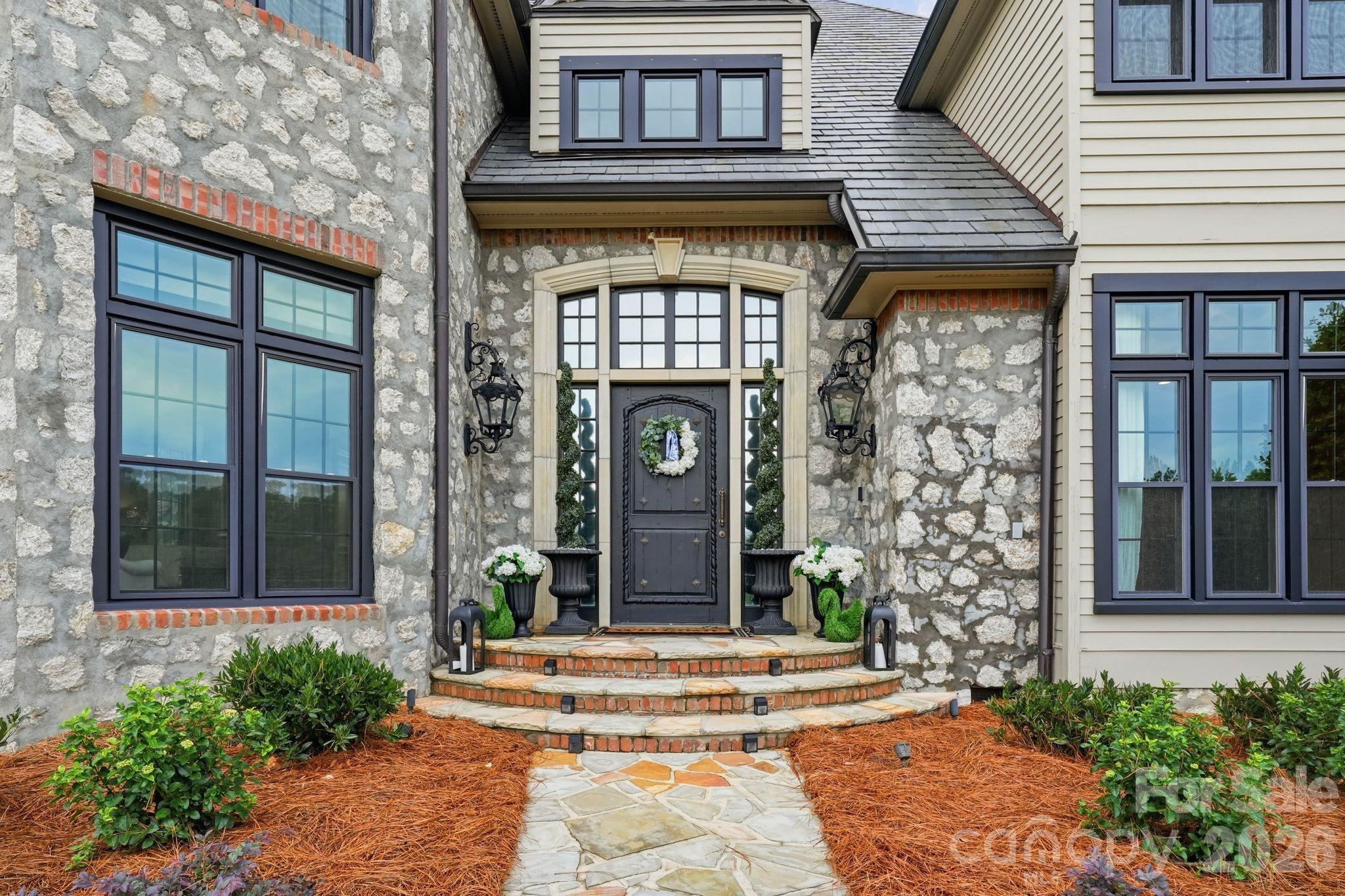 Single Family Residence at 525 Lake Lynn Road, Concord, photo 6 of 47