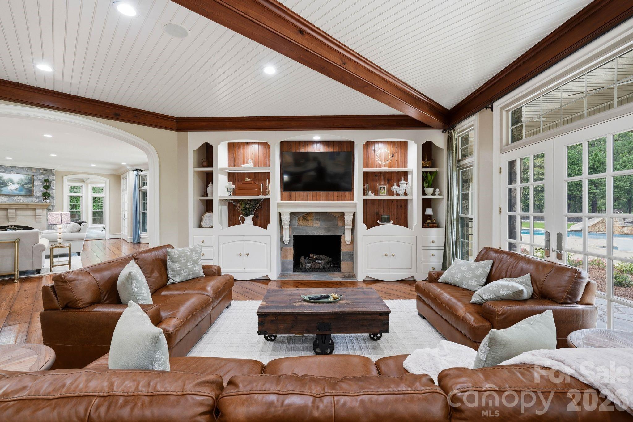 Single Family Residence at 525 Lake Lynn Road, Concord, photo 13 of 47
