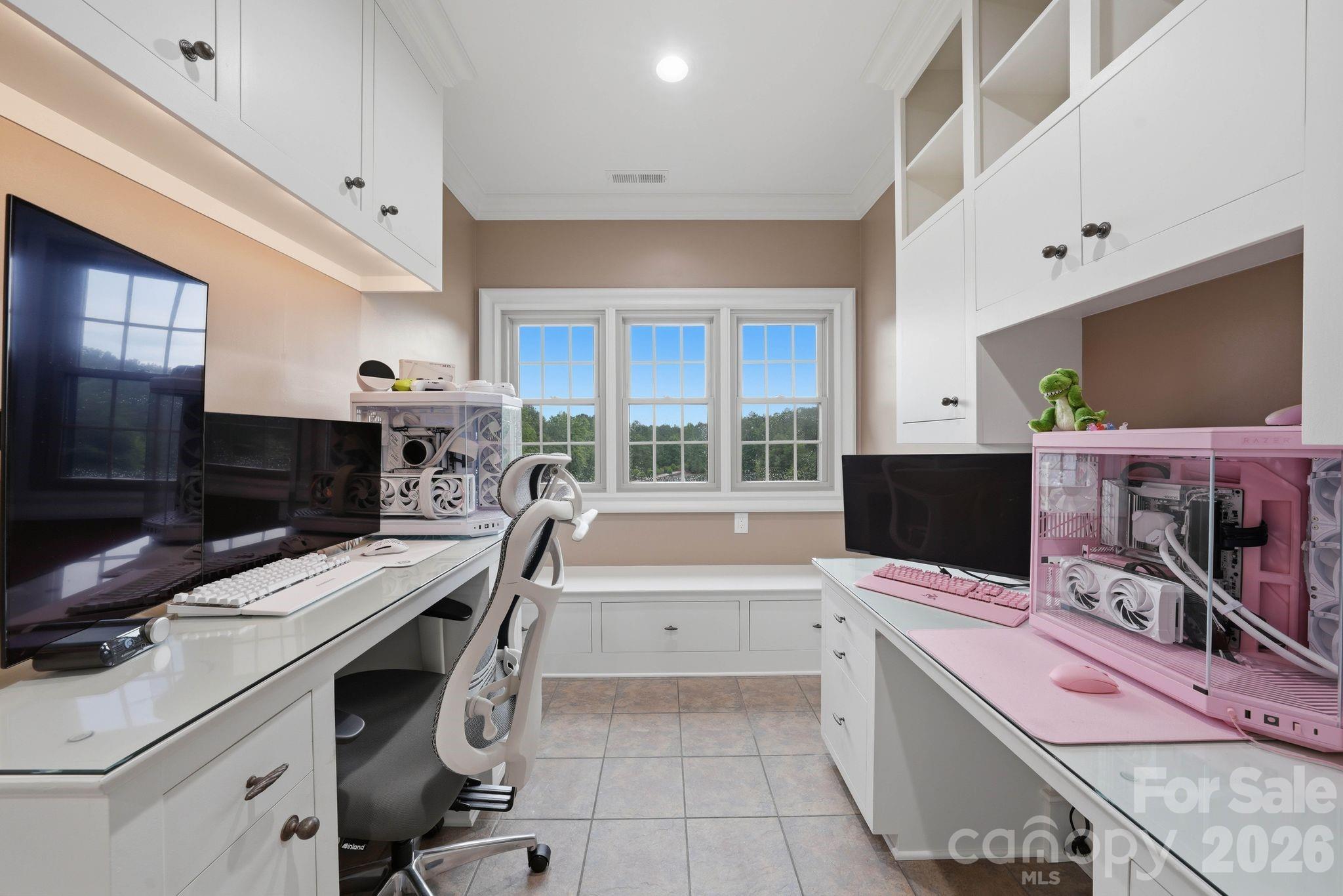 Single Family Residence at 525 Lake Lynn Road, Concord, photo 33 of 47