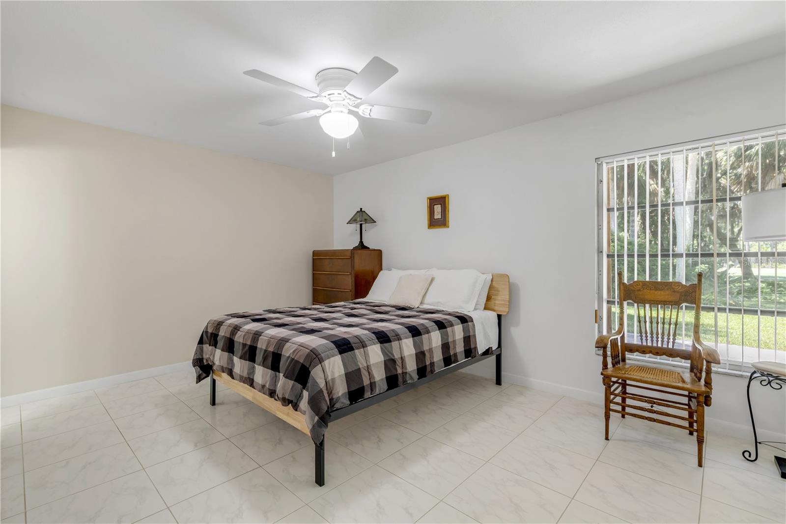 Single Family Residence at 19 CROMPTON PL, PALM COAST, photo 16 of 37