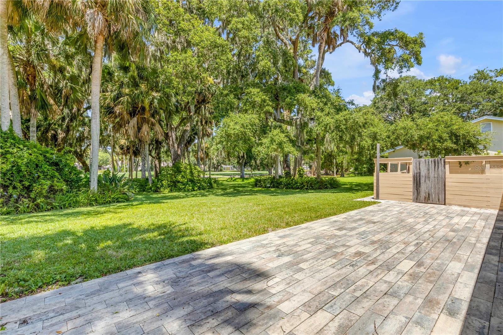 Single Family Residence at 19 CROMPTON PL, PALM COAST, photo 27 of 37