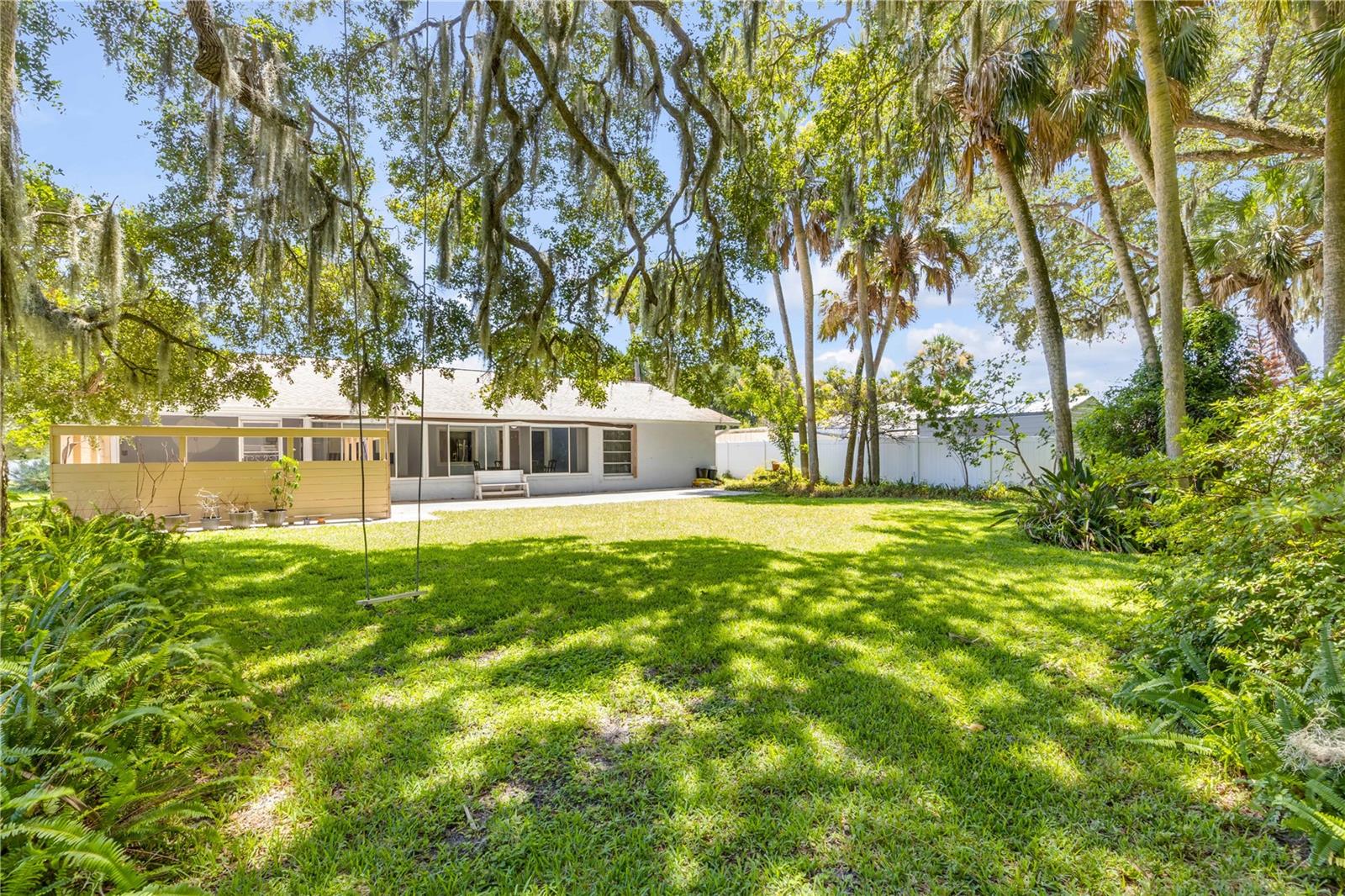 Single Family Residence at 19 CROMPTON PL, PALM COAST, photo 31 of 37
