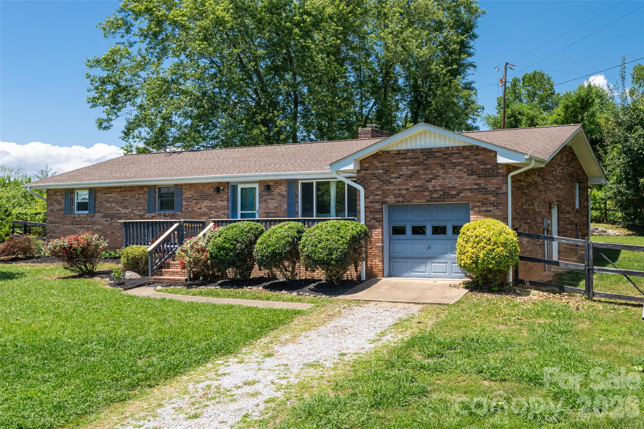 Single Family Residence at 187 Sheehan Road, Fletcher, photo 4 of 45