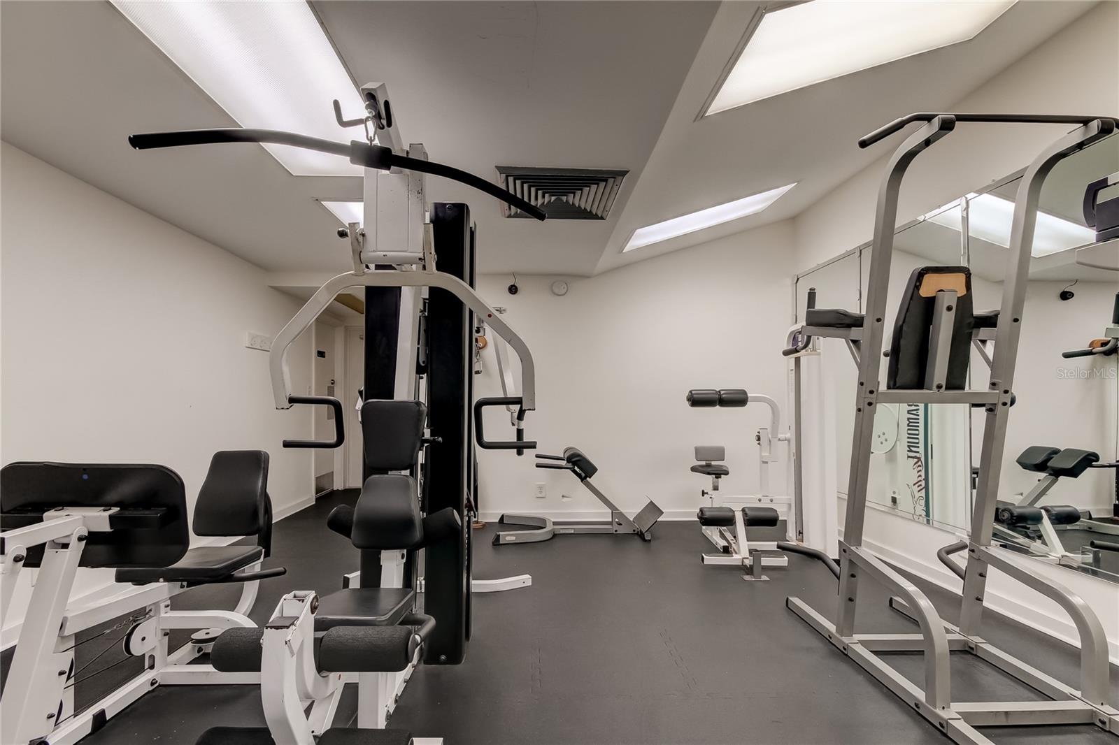 work out room - 2614 COVE CAY DR #409, CLEARWATER