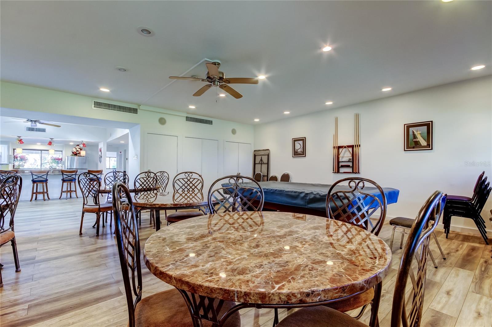 clubhouse - 2614 COVE CAY DR #409, CLEARWATER