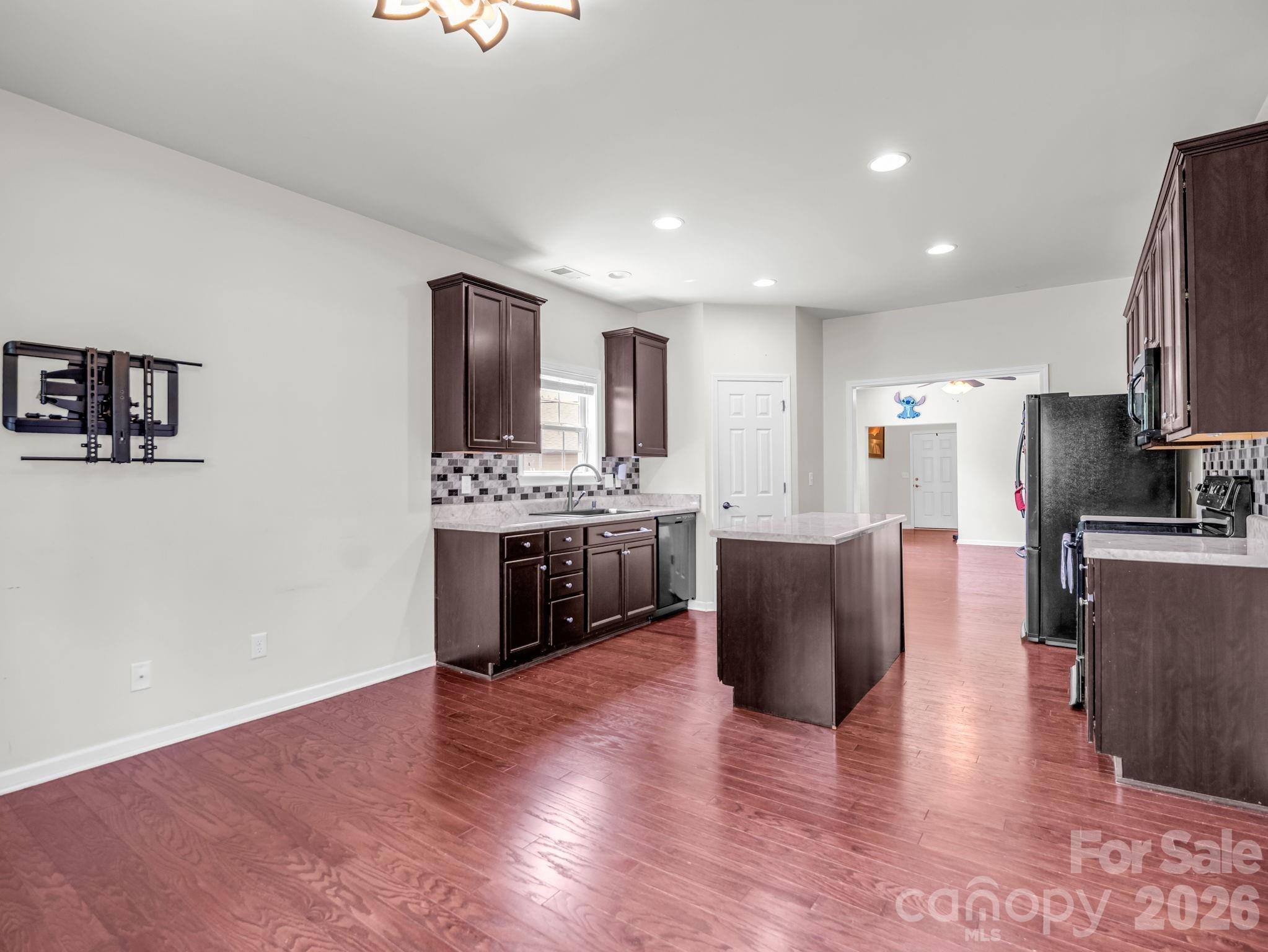Single Family Residence at 198 N River Road, Fletcher, photo 15 of 42