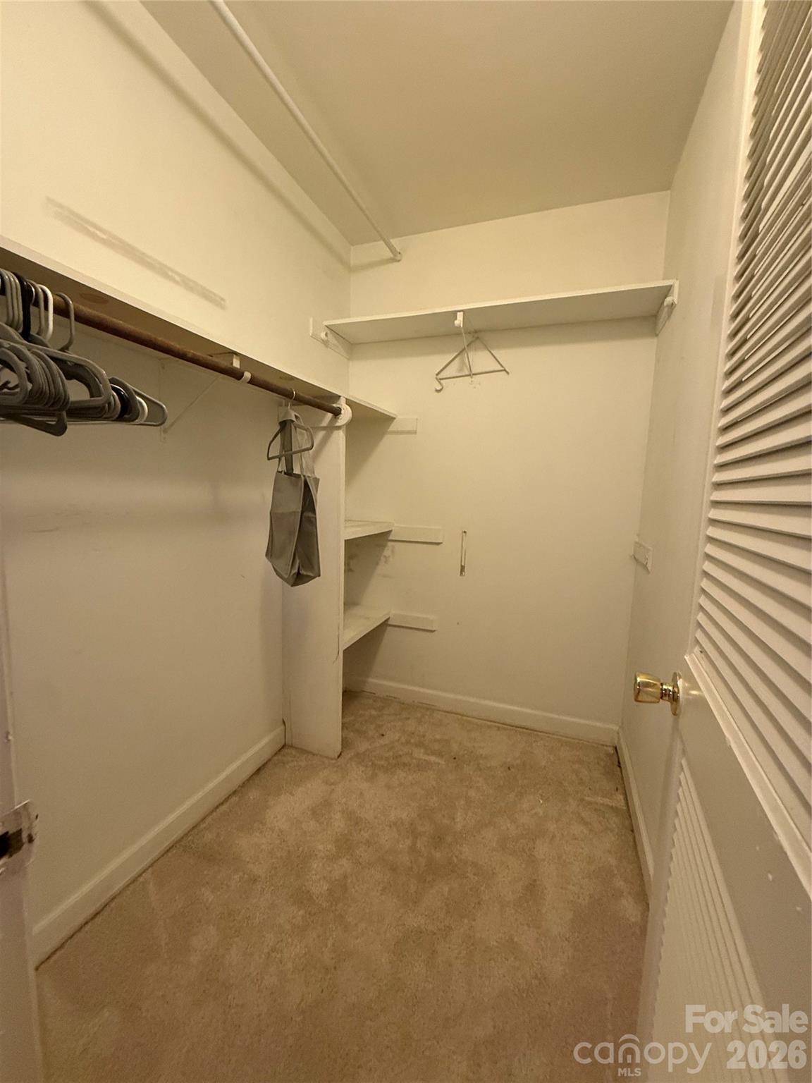 Primary closet - 4220 Harvard Avenue, Greensboro