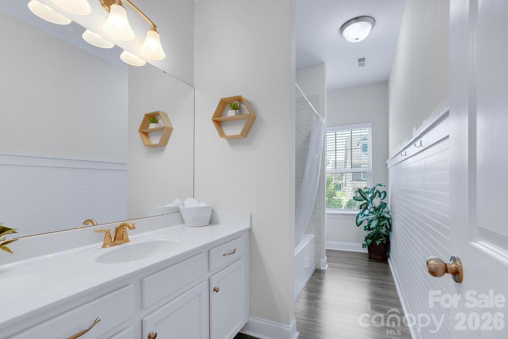UPSTAIRS BATHRM 3 - 3332 Katherine Taylor Court, Monroe