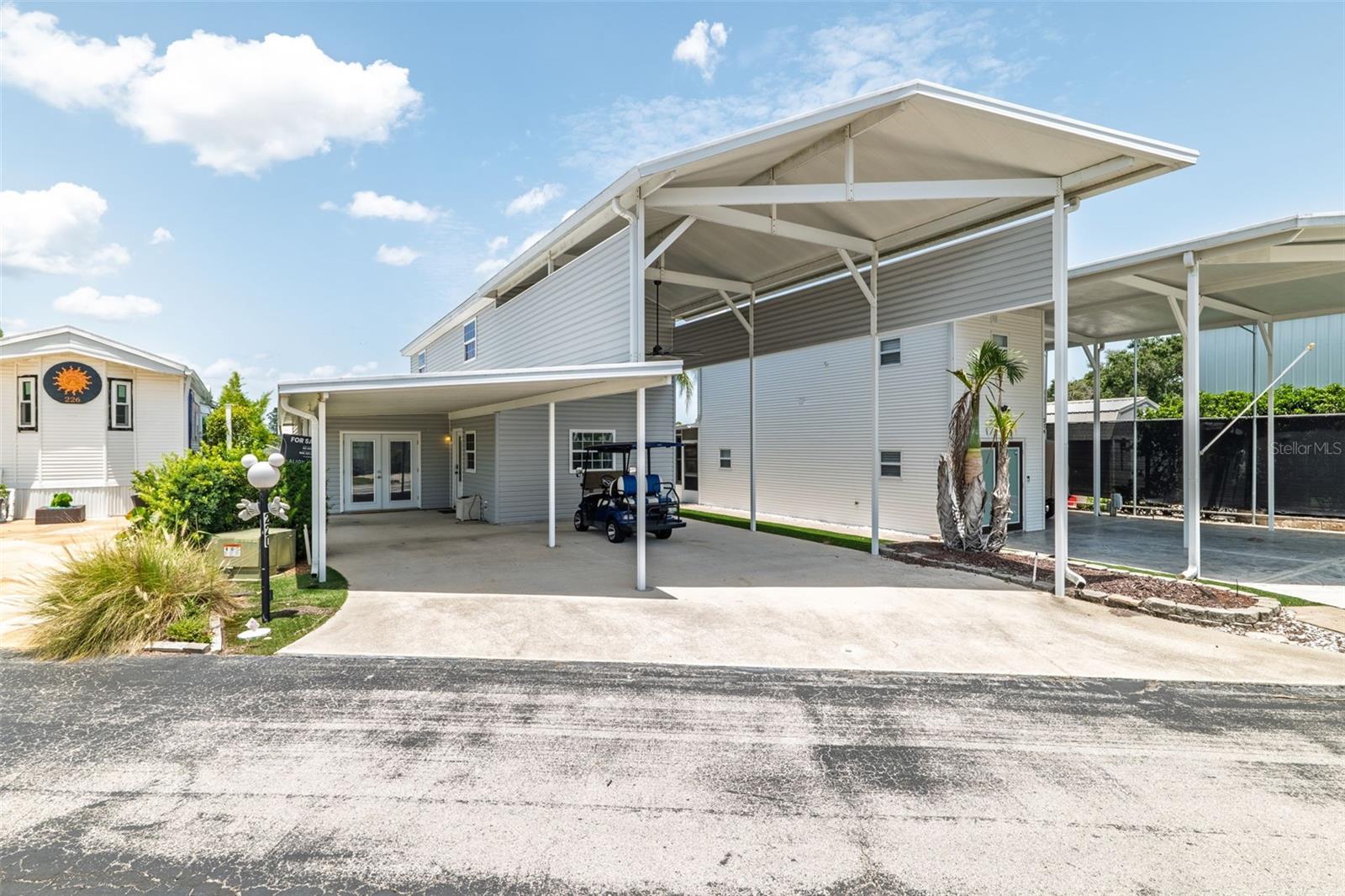 220 ST GEORGE DR