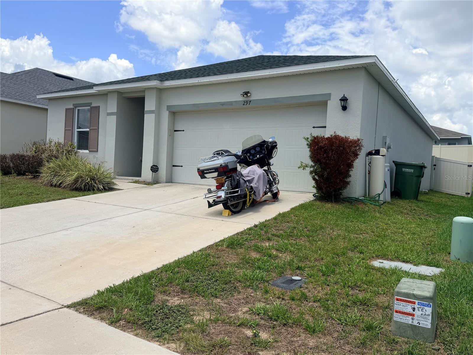 297 MEADOWBROOK BLVD