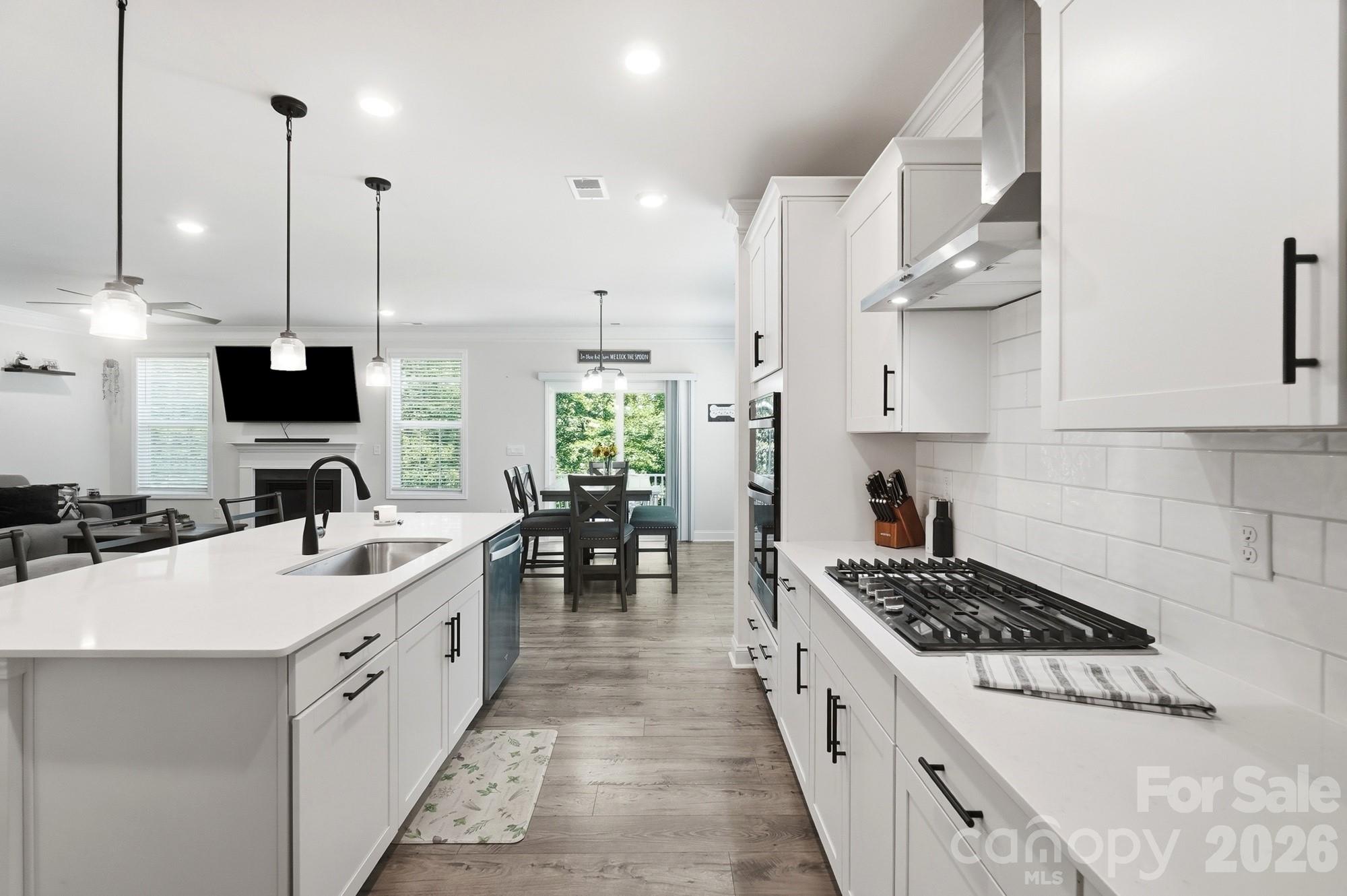 Single Family Residence at 6042 Sylvan Drive, Denver, photo 9 of 43