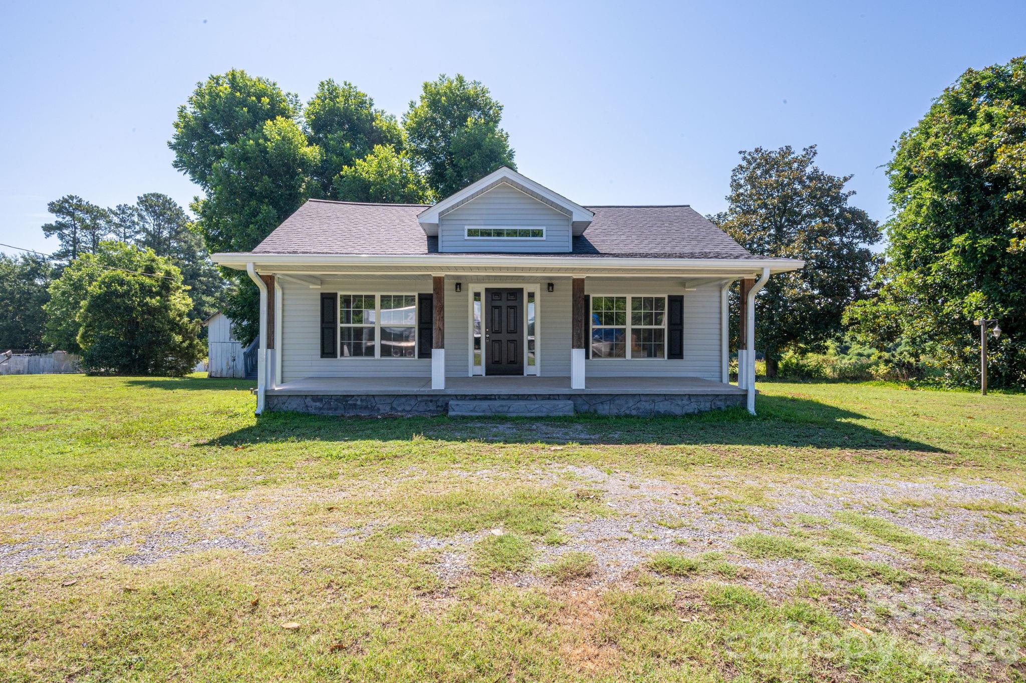 Single Family Residence at 1719 S Lafayette Street, Shelby, photo 3 of 44