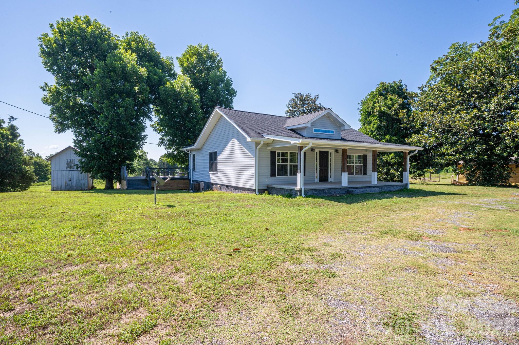 Single Family Residence at 1719 S Lafayette Street, Shelby, photo 4 of 44