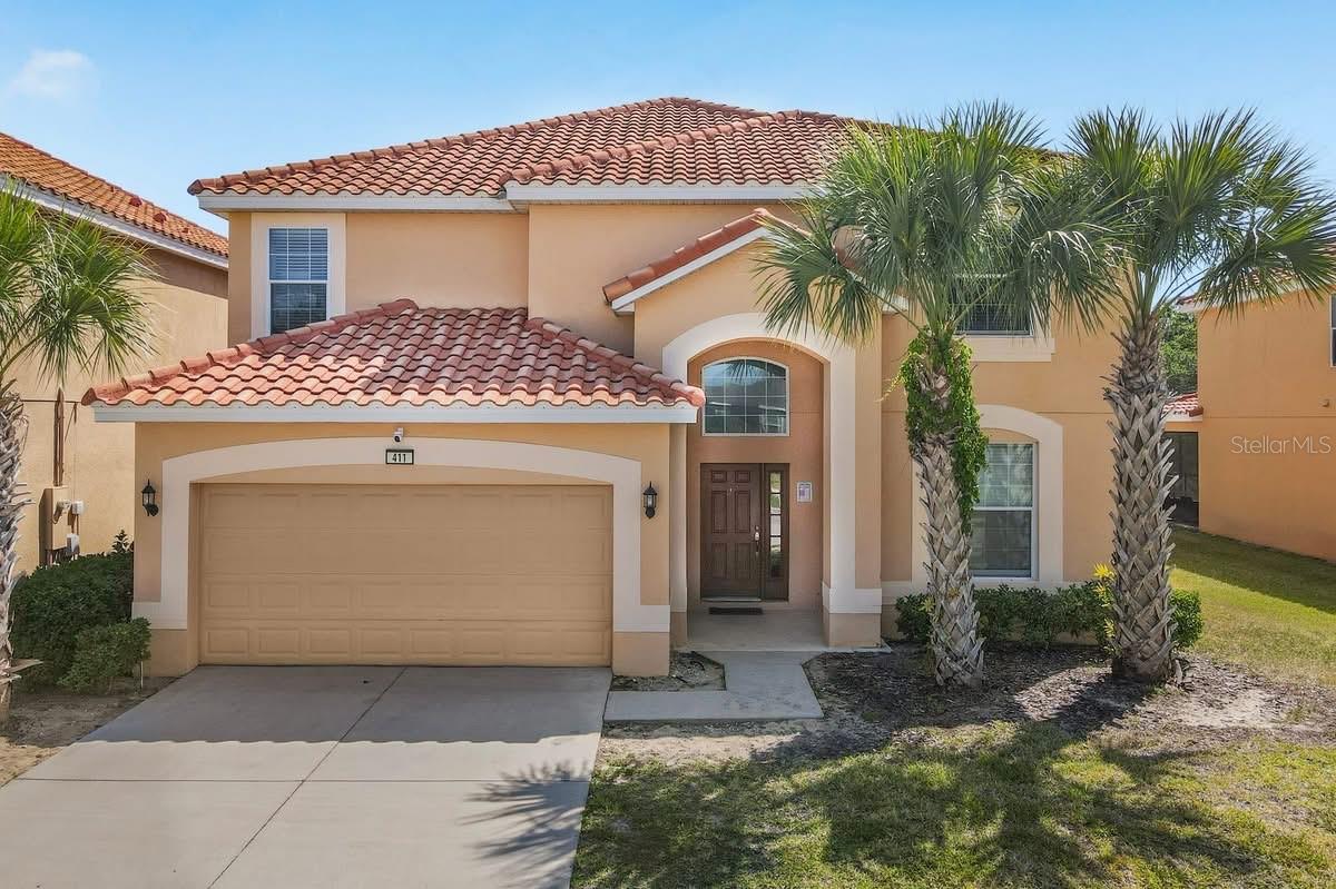 411 CABELLO DR